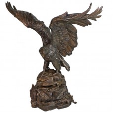 A6498 Magnificent Highly Detailed Statue Of An Outstretched Eagle Perched On A Rock 