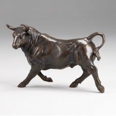 HM2381 Running Bronze Bull