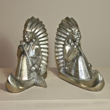 HM2438 Pair of Bronze American Indians in Canoes Silver Bookends